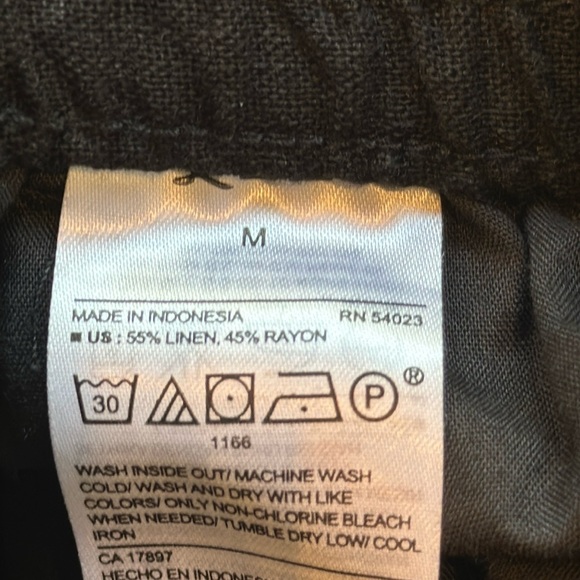 New Old Navy Pants Medium - Picture 12 of 14